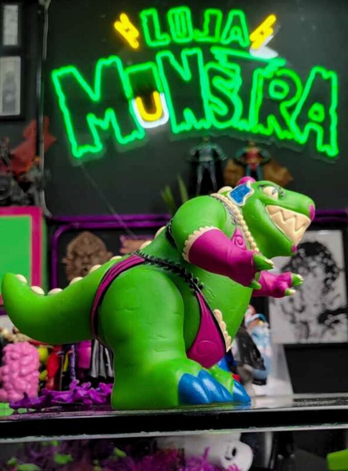 Boneco - Godzilda - Monstra