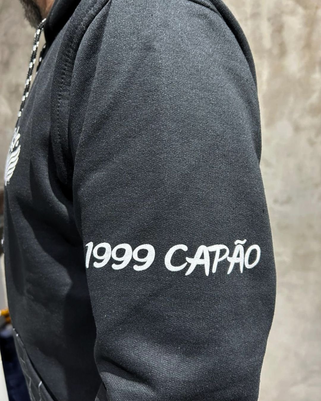 Blusa 1990 Capão - 1daSul com Capuz (Preta) - Imagem 2